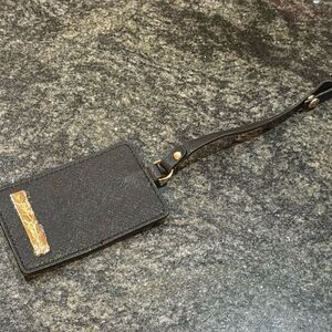 Betsey Johnson bag tag